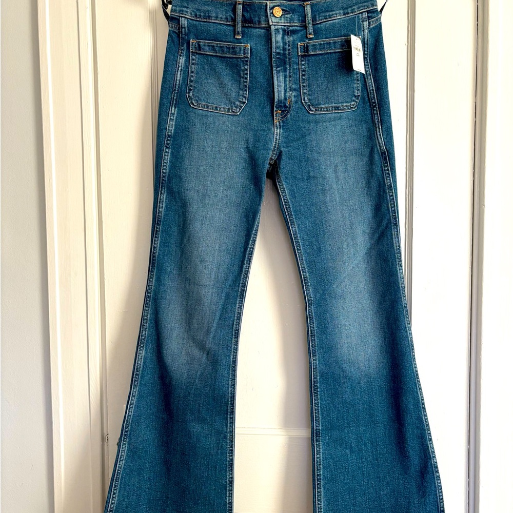 NEW Gap front pocket flare jeans